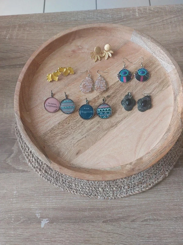 Lot de 7 paires de boucles d'oreilles en parfait état 🌸